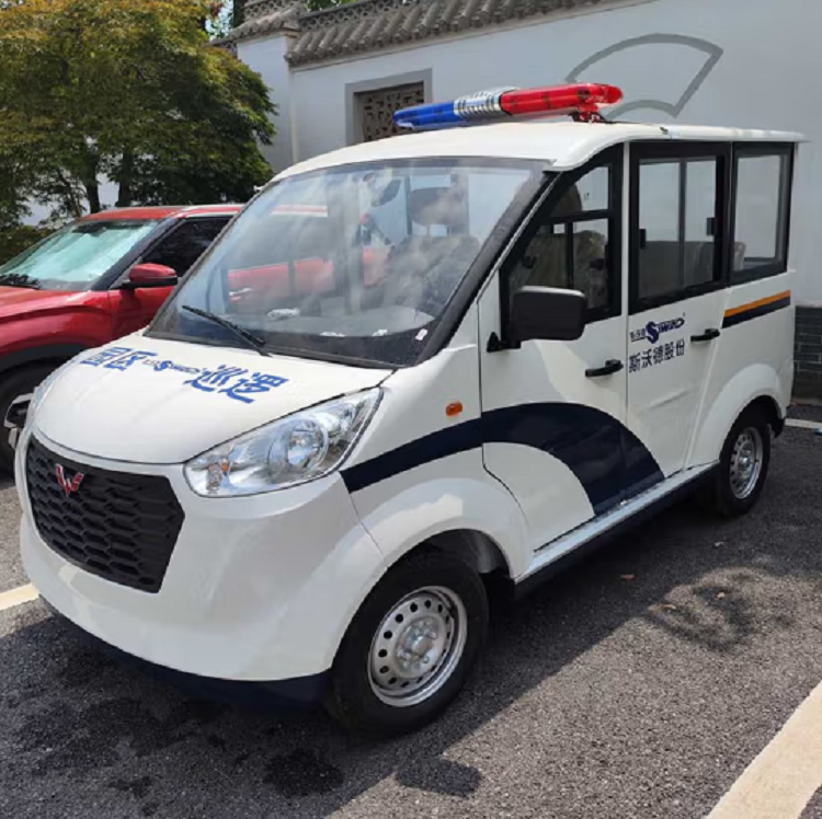 五菱四輪巡邏車